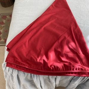 COPY - 70” red round table cloth